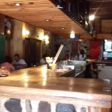 D'hotes Du Rebemol Bed & Breakfast *